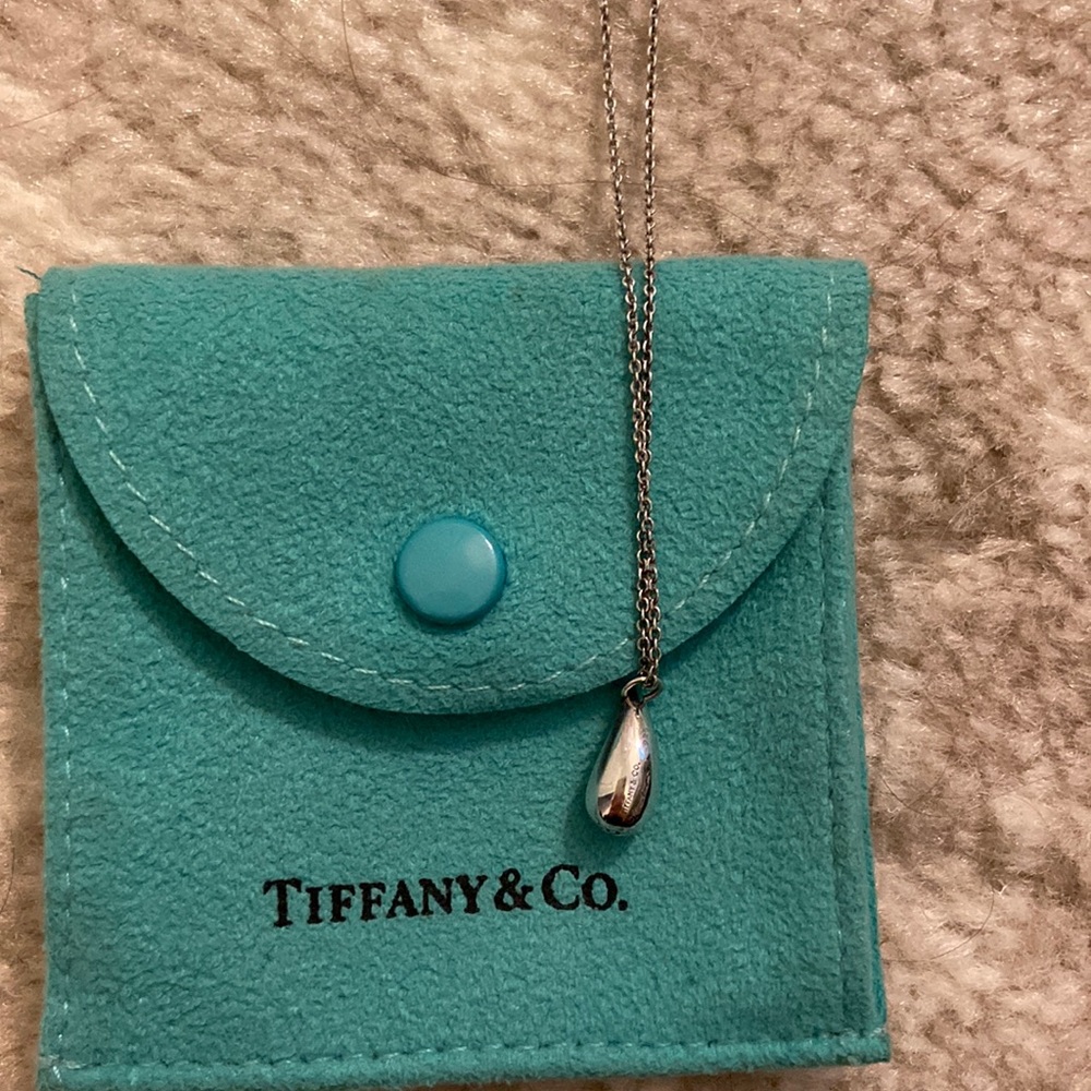 Sterling silver Tiffany teardrop necklace